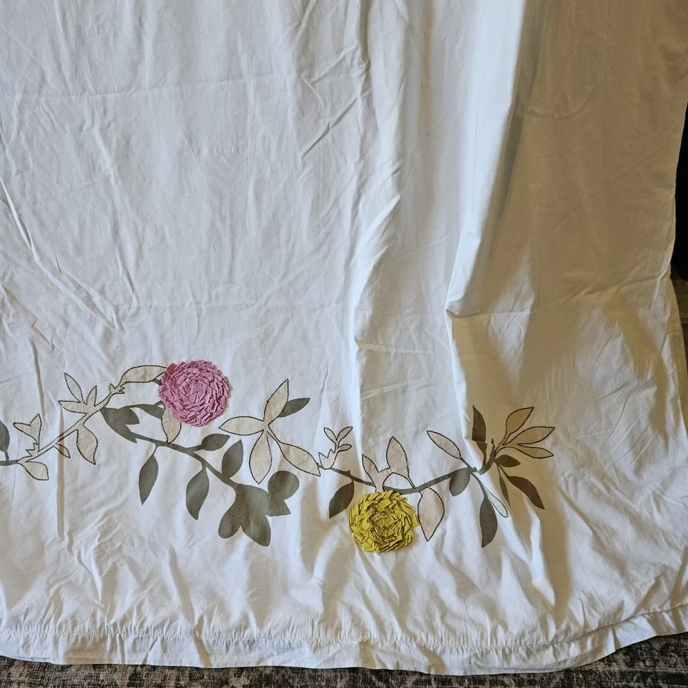 Anthropologie Vintage Ibbie Collection Flower Blooms Duvet Cover King